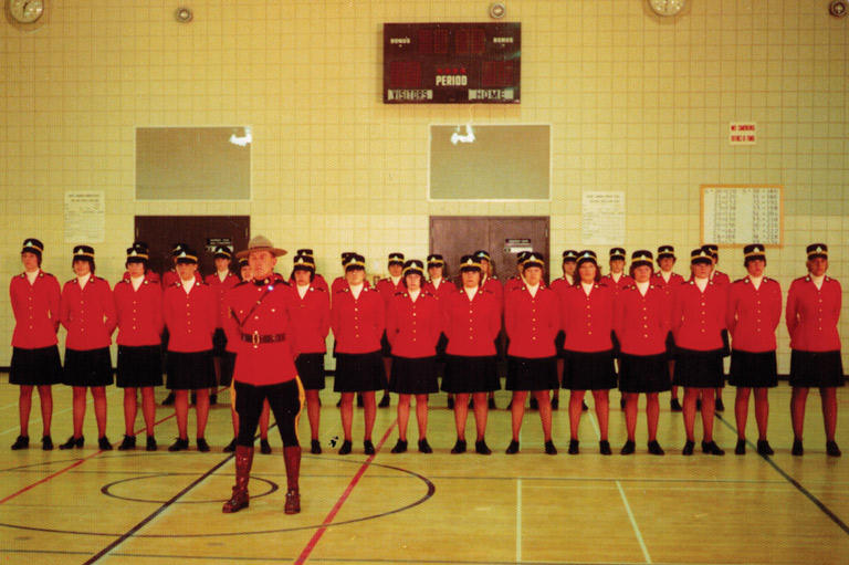RCMPHC's tweet photo. On this date in 1975: The first all female troop graduated from RCMP Academy, Depot Division in Regina. (Troop 17)

Photo: The first female RCMP members stand for inspection at  RCMP Academy, Depot Division, March 3, 1975. (Ric Hall)

#RCMP #RCMPhistory https://t.co/jKTS1Uoqp3
