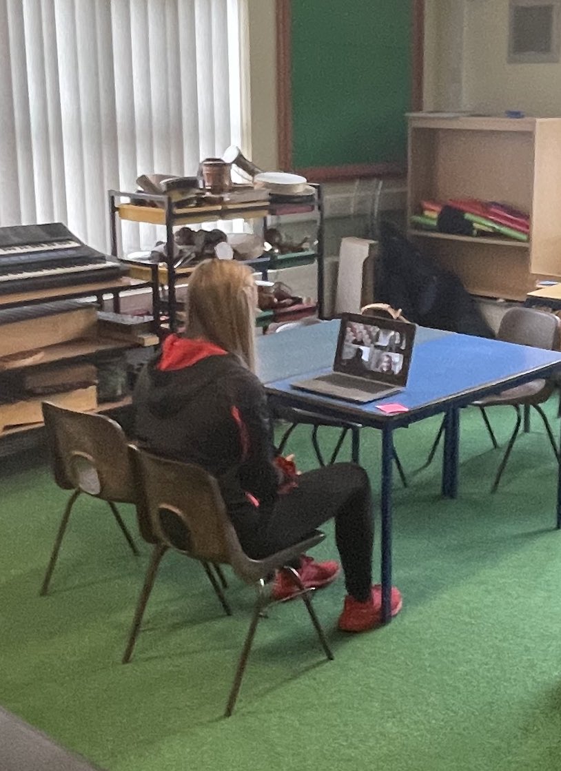 Ysgol Brynaman (@ysgolbrynaman) on Twitter photo Mawr ddiolch i Hannah Jones a Jac Morgan( ar zoom) am y sesiynau holi sc ateb gyda dosbarthiadau Mrs Stevenson a Mrs Beynon Lloyd heddi. #ysbrydoliygenhedlaethnesaf . Diolch @HannahJones_12 a <a href="/jacmogs7/">Jac Morgan</a> Mawr ddiolch i Hannah Jones a Jac Morgan( ar zoom) am y sesiynau holi sc ateb gyda dosbarthiadau Mrs Stevenson a Mrs Beynon Lloyd heddi. #ysbrydoliygenhedlaethnesaf . Diolch @HannahJones_12 a <a href="/jacmogs7/">Jac Morgan</a>