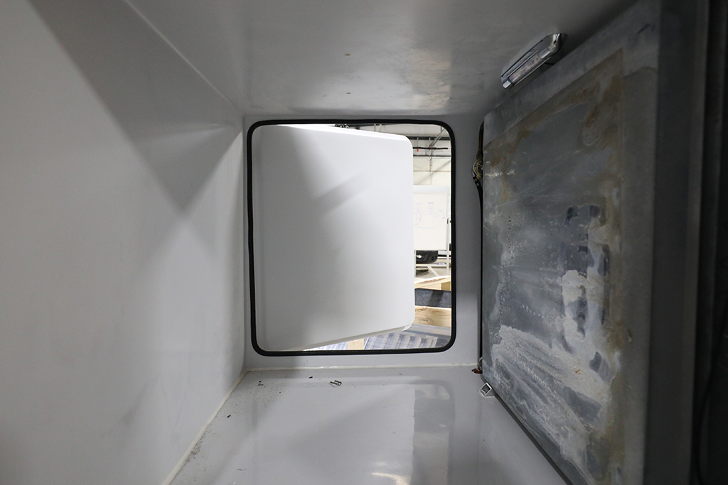 Excited to debut this new all-electric GEM cart at NTEA <a href="/WorkTruckWeek/">Work Truck Week</a> next Tuesday through Friday! Stop by our booth #101 to check it out ⚡️❄️