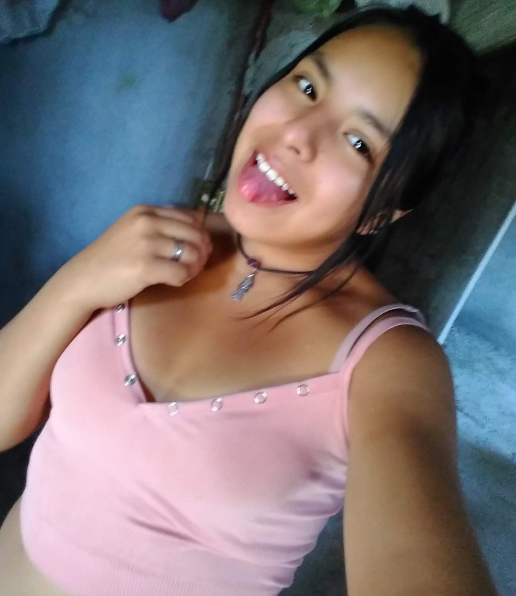 AmorozaJunzin's tweet photo. Uuuuf con este calorcito se antoja un bañito q opinan😉😘 https://t.co/IeHclv5hCB