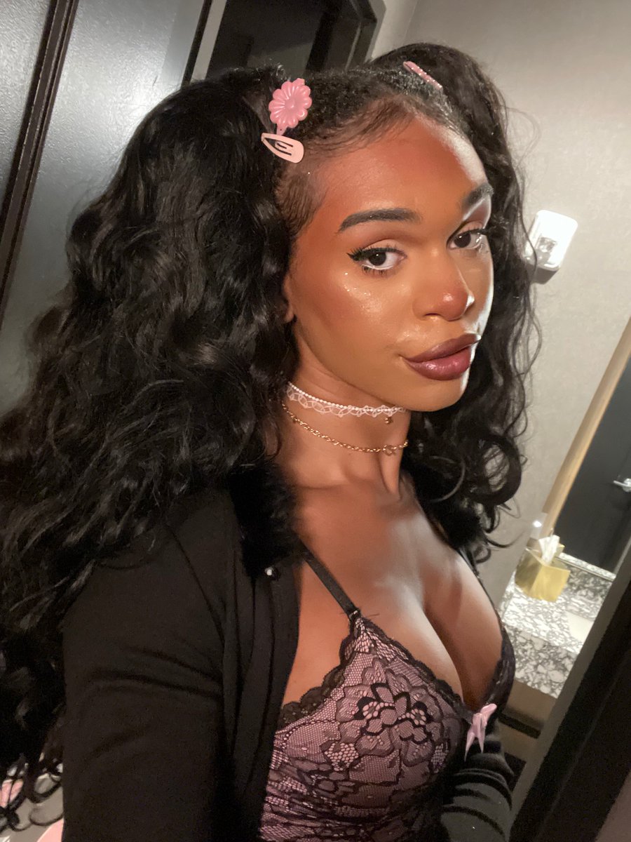 Odollydearest's tweet photo. Ivy is an actual Bratz doll in our Heartthrob top &amp; Whatever Forever Cardigan 🖤 https://t.co/c6qryHhMLv