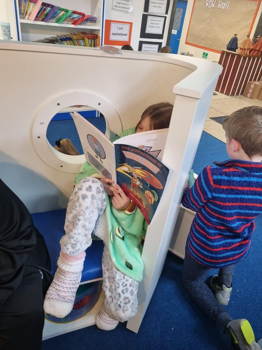 DrakePrimary's tweet image. What great costumes to celebrate #WorldBookDay ! @ReachSouth1