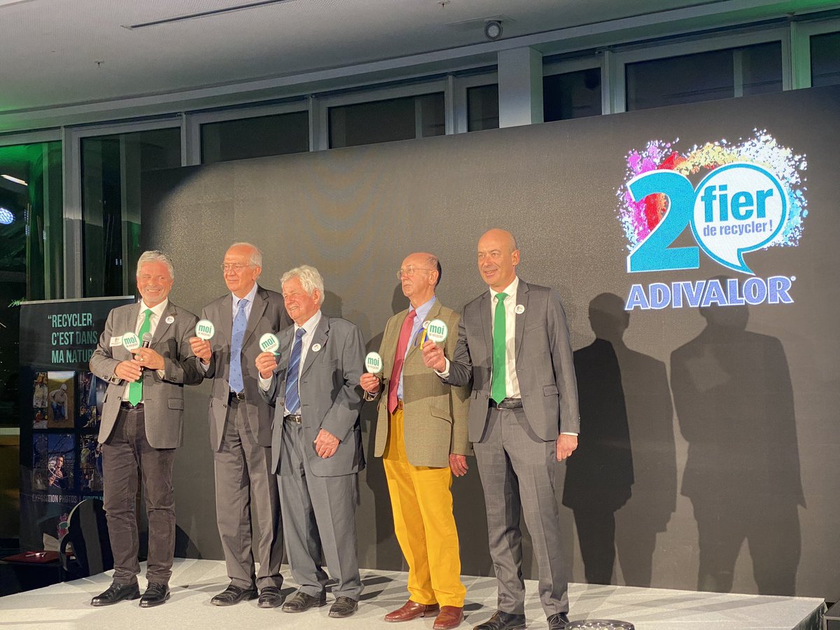 SKerbarh's tweet image. Ce soir 20 ans d’@adivalor #RecyclerCestDansMaNature #FierDeRecycler La filière française de gestion des déchets de l’agrofourniture affiche sa performance avec 22 flux de déchets de l’exploitation à l’usine de recyclage, et un taux de recyclage de 90 % des plastiques collectés!