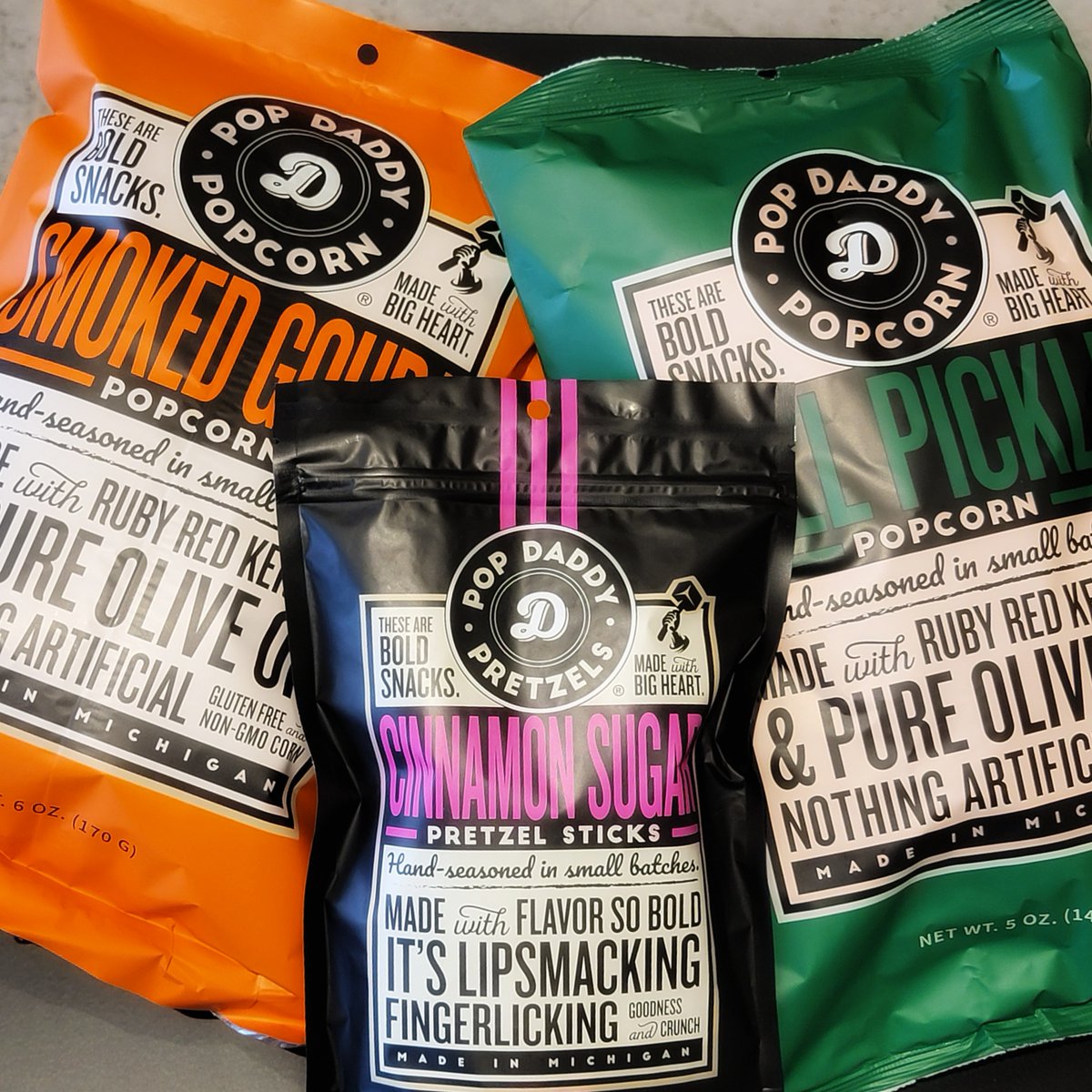 vineandolive's tweet photo. Upgrade your snacks with popcorn and pretzels from Pop Daddy! With popcorn flavors like Smoked Gouda and Dill Pickle, you're sure to have a new obsession and the Cinnamon Sugar pretzels are lip-smacking, finger-licking good! 

#sandusky #popcorn #popdaddy #preztels #vineandolive https://t.co/yqVYHJ2fPd