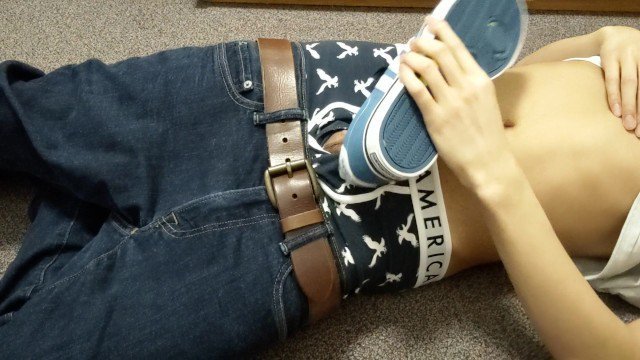 I love fucking my sneakers while sagging!

Like & Rt

#jackingoff #jerkingoff #sagging #mensunderwear