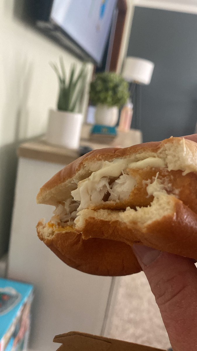 ronmdonald's tweet photo. McDelicious... GOTDAM
#filetofish #fakefish #McBeautiful https://t.co/BCCDIZMq2T