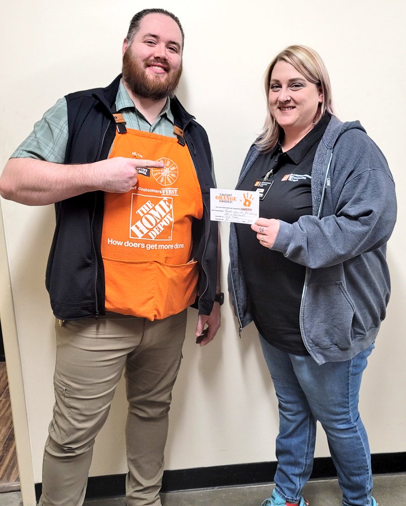 Thank You Thursday at Uniontown Home Depot!
Nancy, Carla, MaryAnn, Jacob, and our fantastic MET Team! 
You are truly appreciated!
#SteelCitySquad #D170
<a href="/4172james/">4172 James</a> <a href="/VanessaTHD170/">Vanessa Richmond</a> <a href="/Millaya/">Jeremy Millay</a>