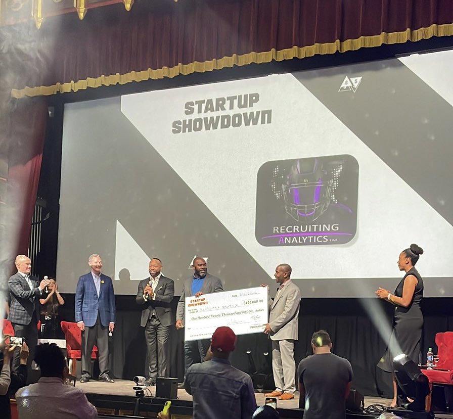 CoryRAanalytics's tweet image. Winning last night’s pitch competition was a significant milestone for @RAanalytics. Thank you to some of our key supporters @CoachMathisJSU @TheCoachFletch @VanBMalone3rd @CoachRowellj @NewEraGrind @clarencehilljr