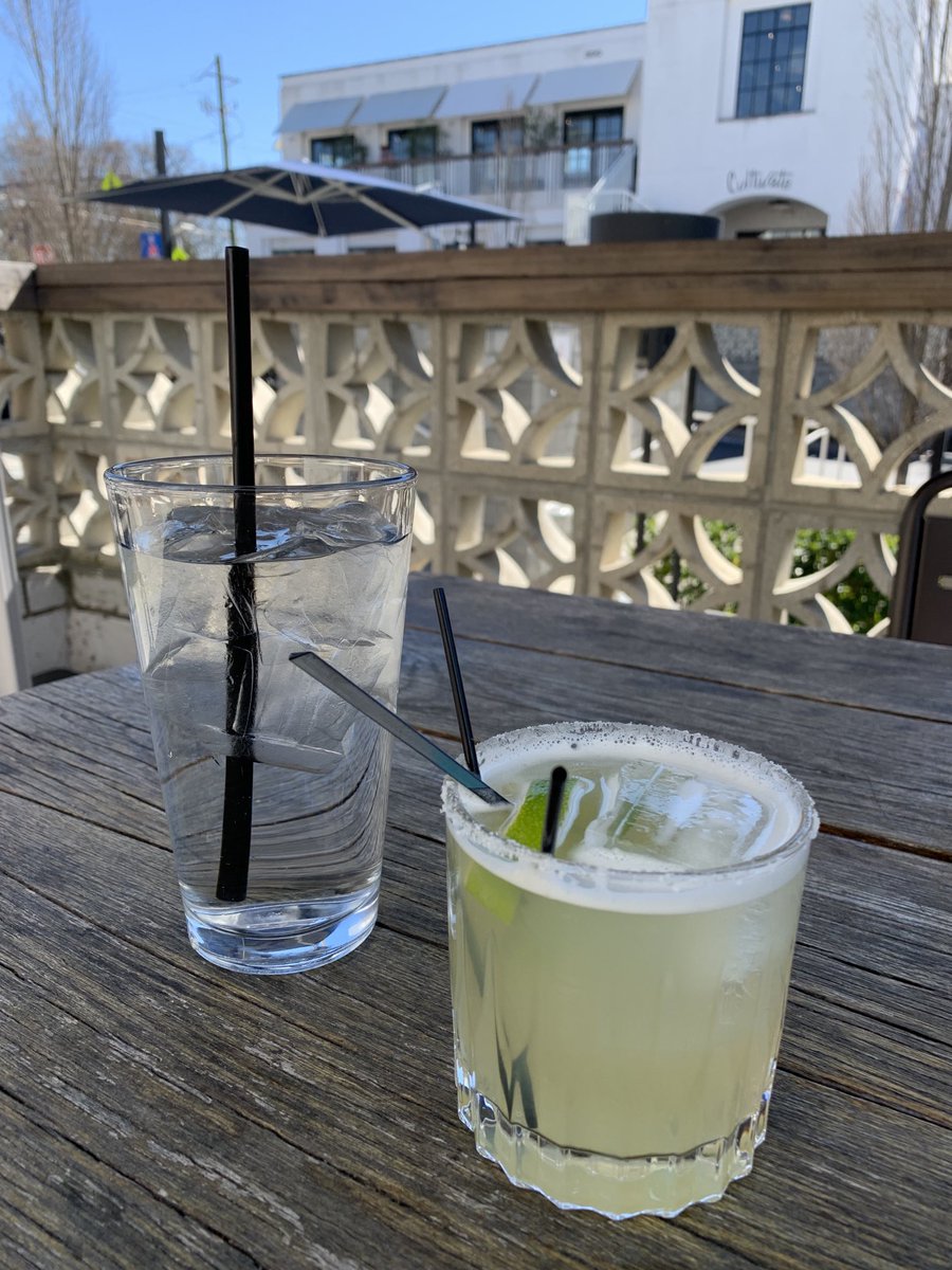 Neighbors4ATL's tweet image. #NotAWarZone

Marking myself #SafeInBuckhead as I enjoy my delicious margarita on this glorious day in our beautiful Atlanta.

#WeSaidNoToBuckheadCity