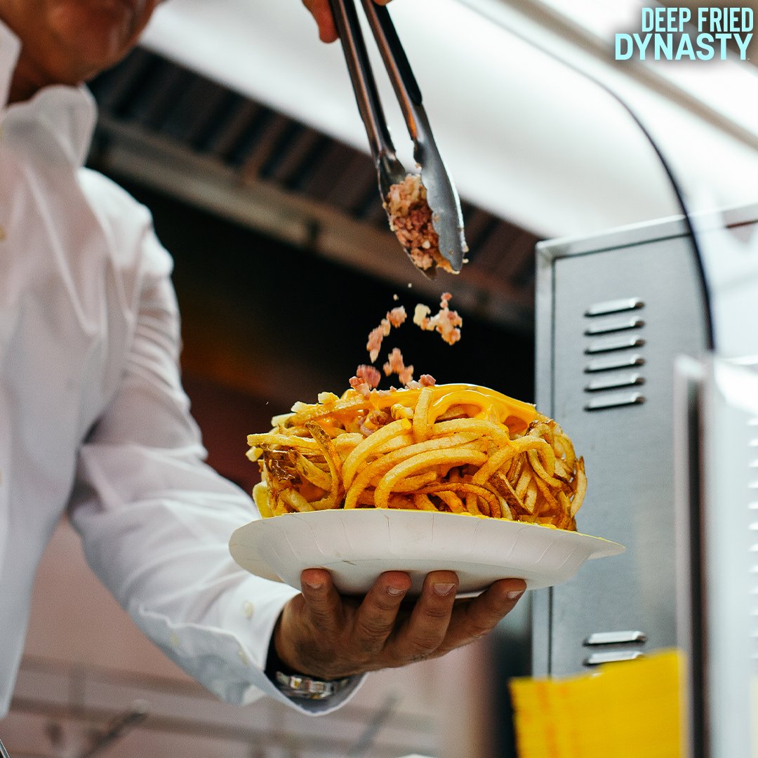 Which foods are YOU most excited to see on #DeepFriedDynasty? 🥨🍟🍗 We hope you’ve worked up an appetite for the back-to-back SERIES PREMIERE this Tuesday at 10/9c, only on A&amp;E.