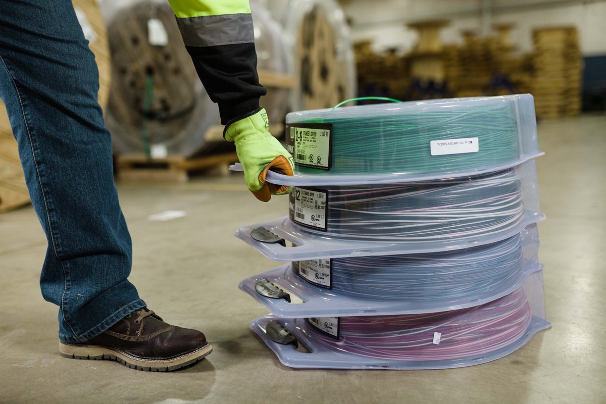 VanMeterInc's tweet image. 😱We have exciting news! @Southwire CoilPAKs are now available at all (yes, ALL) Van Meter locations! 

Find out why using #CoilPAKs make pulling wire much more #SIMpull here👇
bit.ly/36JT6uL