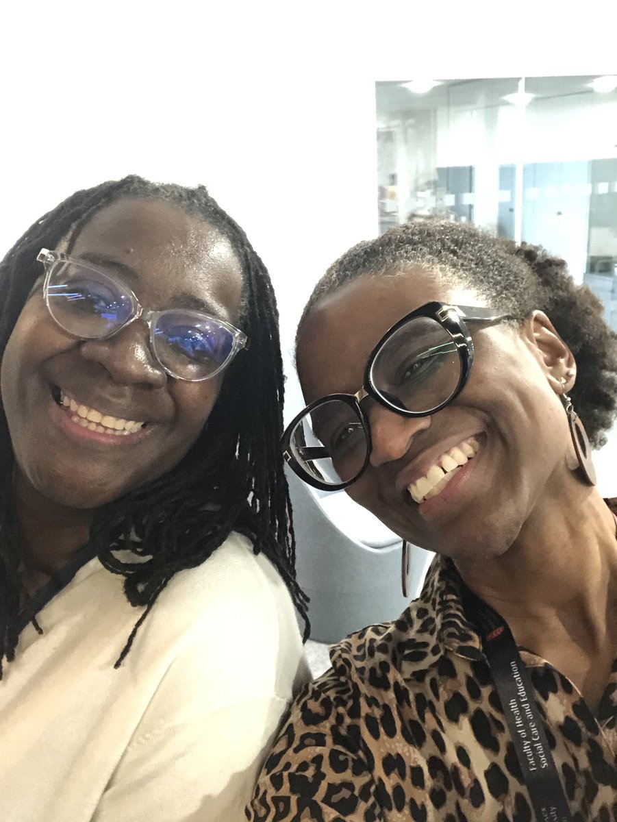 bhbrathwaite's tweet photo. Myπ§π§ sista @SkyFlier6981 leaving do @MdxNursing @HSCEFaculty_mdx onto big tings @UELHealth youβre lucky to have her π₯πͺπΎπ₯³ #associateprof @seraymar @MdxDavidRing https://t.co/xDkvFKU2eA