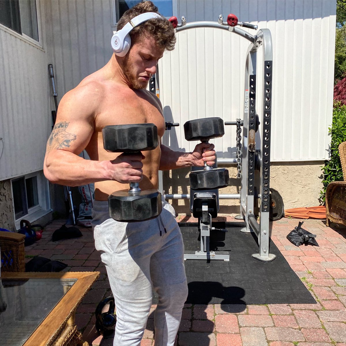 𝔐𝔞𝔵𝔴𝔢𝔩𝔩 𝔍𝔞𝔠𝔬𝔟 𝔉𝔯𝔦𝔢𝔡𝔪𝔞𝔫 tweet media