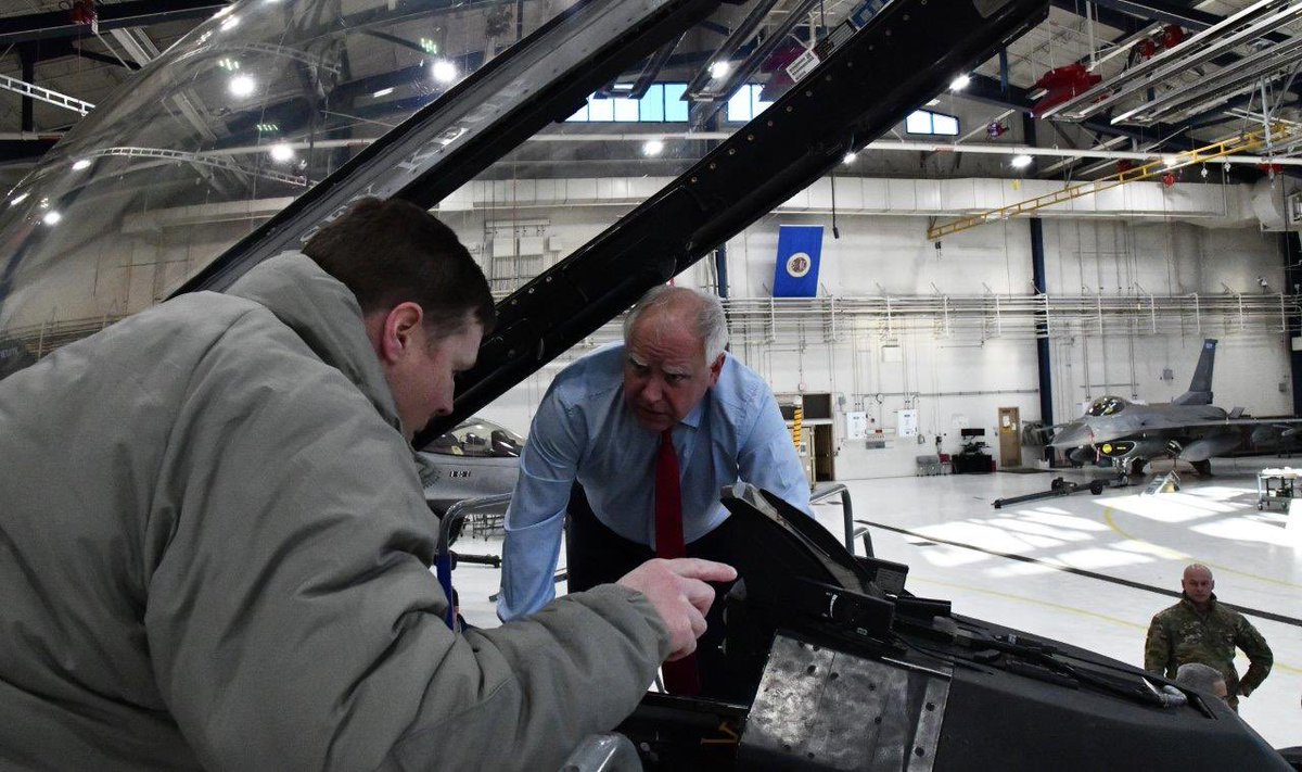 Governor Tim Walz tweet media