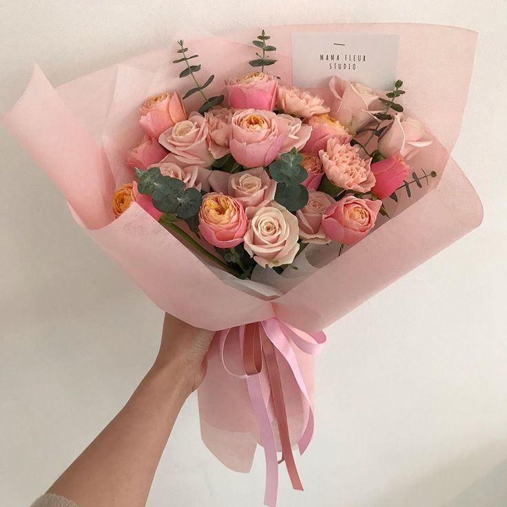 crxstly's tweet photo. honestly lego flowers are better than real flower bouquets. https://t.co/CbZED0dxBX