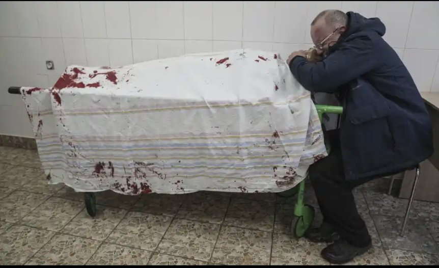 hai_koup's tweet photo. Beyond the strategizing, the geopolitics, the opinions, the doom scrolling and the politics. It's important to remember THIS is the cost of war. A father mourning the death of his son. https://t.co/TBIaWbsvqD