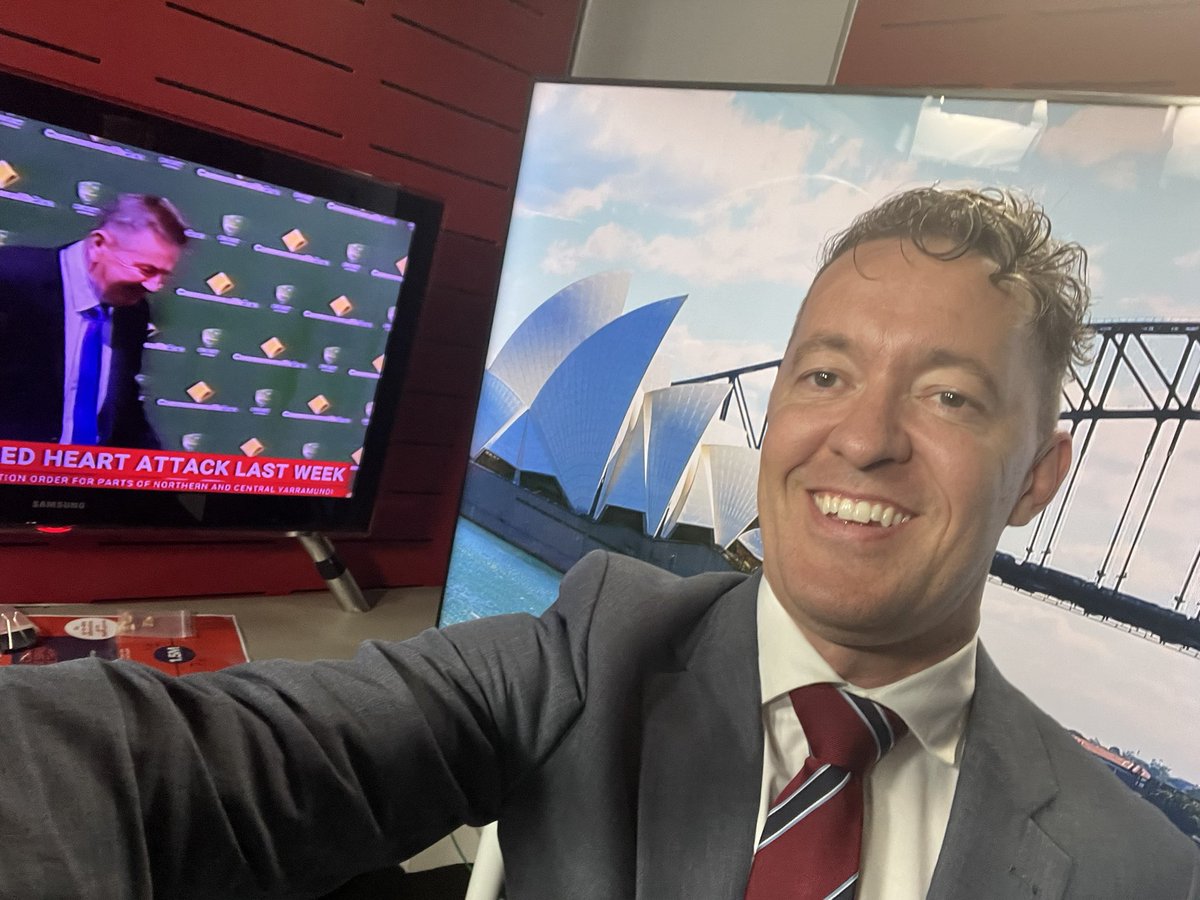 tomrsnow's tweet image. Fun talking medical research in the Sky News newsroom this morning! Talking about @SnowMedical’s announcement of now nine amazing Snow Fellows and a commitment of over $90 million to medical research… #medicalresearch