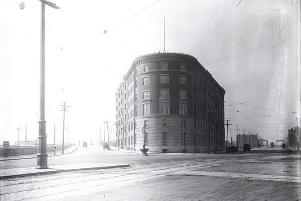 Hotel Buckminster in Kenmore Square 1911.