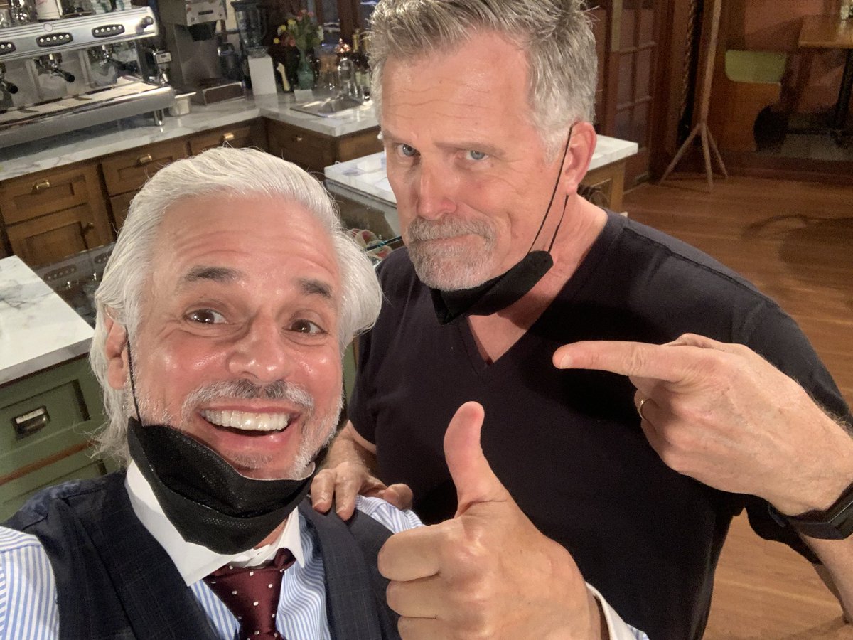 Christian Le Blanc (@cjleblanc) on Twitter photo <a href="/RobertNewmanGL/">Robert Newman</a> and I giving a shout out to our GOLDEN GODDESS <a href="/kimjzimmer/">Kim Zimmer</a> !!!! #GuidingLight <a href="/YandR_CBS/">Young and Restless</a> #legend <a href="/RobertNewmanGL/">Robert Newman</a> and I giving a shout out to our GOLDEN GODDESS <a href="/kimjzimmer/">Kim Zimmer</a> !!!! #GuidingLight <a href="/YandR_CBS/">Young and Restless</a> #legend
