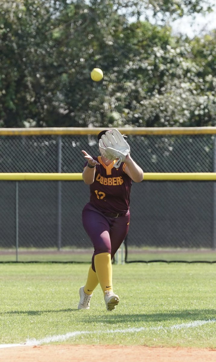 JrKinMT's tweet image. Some Cobber Day 4 and a mystery outfielder …@CobberSoftball