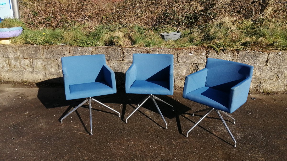 KILLYVERRY's tweet photo. 3 x S/Hand Italian Arper Square Box Swivel Chairs/Blue Fabric/Chrome Frame, https://t.co/DzzylheGyM