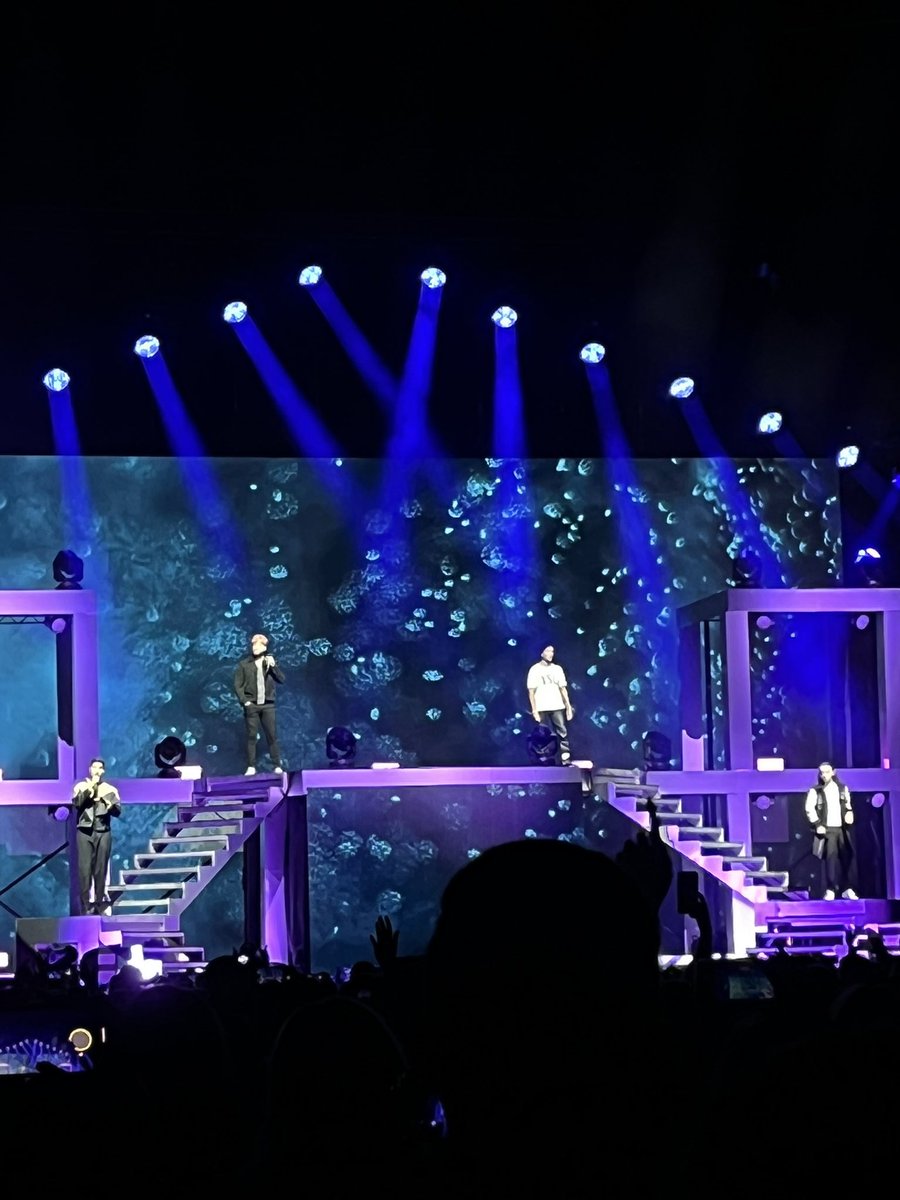 _Stephyyx's tweet image. Had an amazing night at the wanted sending love to @TomParker 💙@thewanted @LisaBanks_x