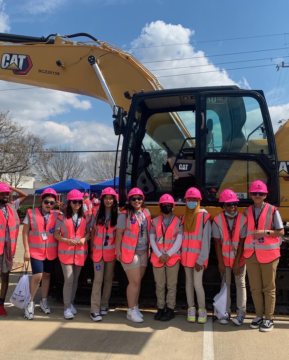 itsmeRoxyS's tweet photo. #shebuildshouston #aliefgirls #ollems https://t.co/KXqC6vGisC
