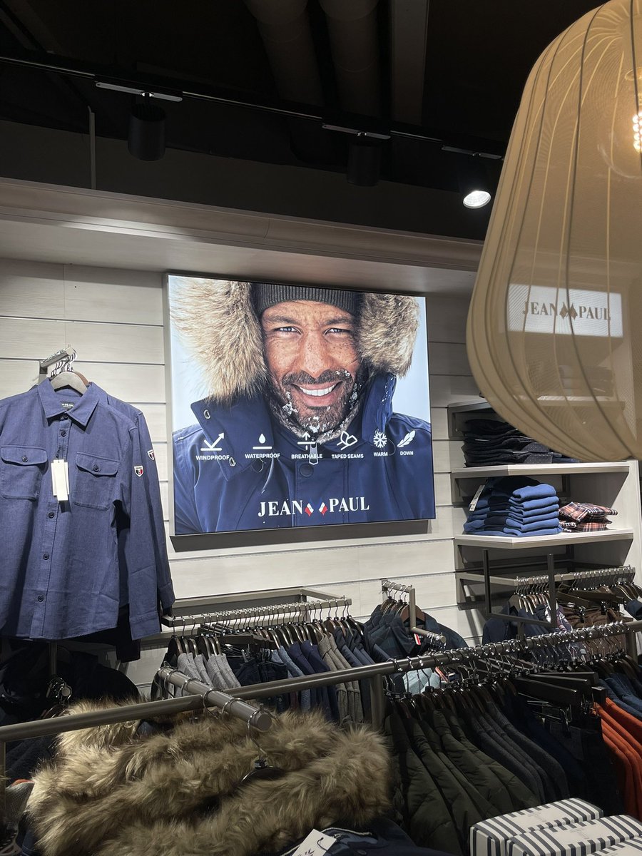 trulsqvale's tweet photo. Always love to see my work on boards🌟 #advertising https://t.co/XkzTJmzxoA