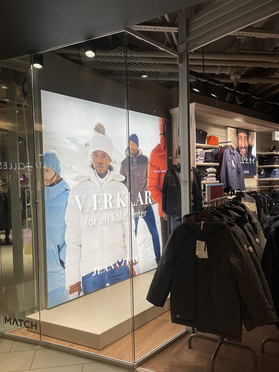 trulsqvale's tweet photo. Always love to see my work on boards🌟 #advertising https://t.co/XkzTJmzxoA