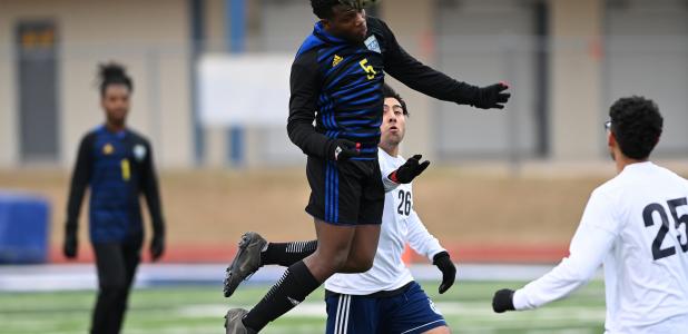 copperascoveisd's tweet photo. Our Copperas Cove High School Bulldawgs and Lady Dawgs soccer teams are having terrific seasons! Check out the article in the Copperas Cove Leader Press! #CoveISDIsHome

https://t.co/XrMlRJzLbl https://t.co/ttviOJIJMY
