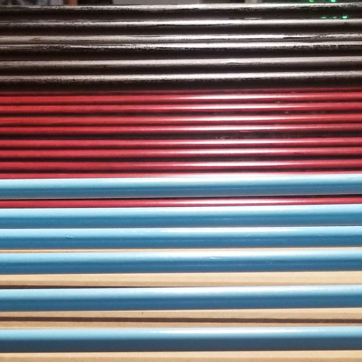 WeSellSwords's tweet photo. Arrow shafts on for staining! Next up, fletching these bad boys! Can't wait! 🏹

Need some custom arrows made? Contact us for more information: 
info@darkagecreations.com

#archery #arrows #shafting #fletching #LocallyOwnedAndOperated #calgaryarchery #ordernow https://t.co/ZLDjKfdSx5