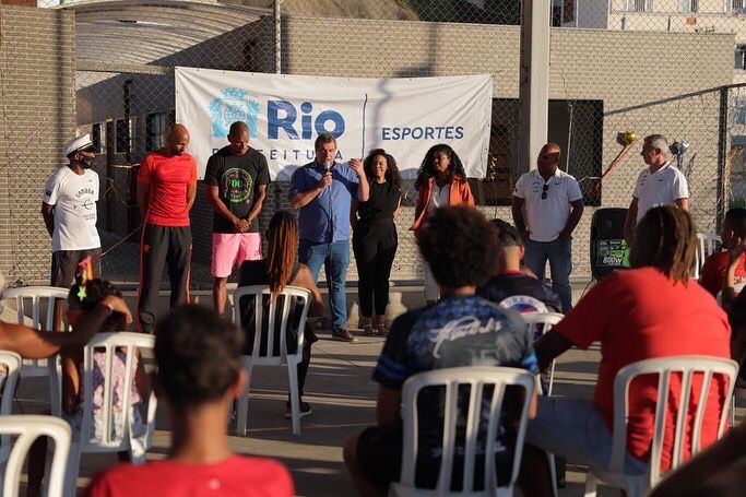 Presente na V.O da Gamboa para a cerimônia de inauguração do programa Samba Pass com a secretária de Políticas e Promoção da Mulher <a href="/joycetrindadee_/">Joyce Trindade</a> e a presidente da Fundação João Goulart <a href="/rafaelabastos/">Rafaela Bastos</a>. (+)