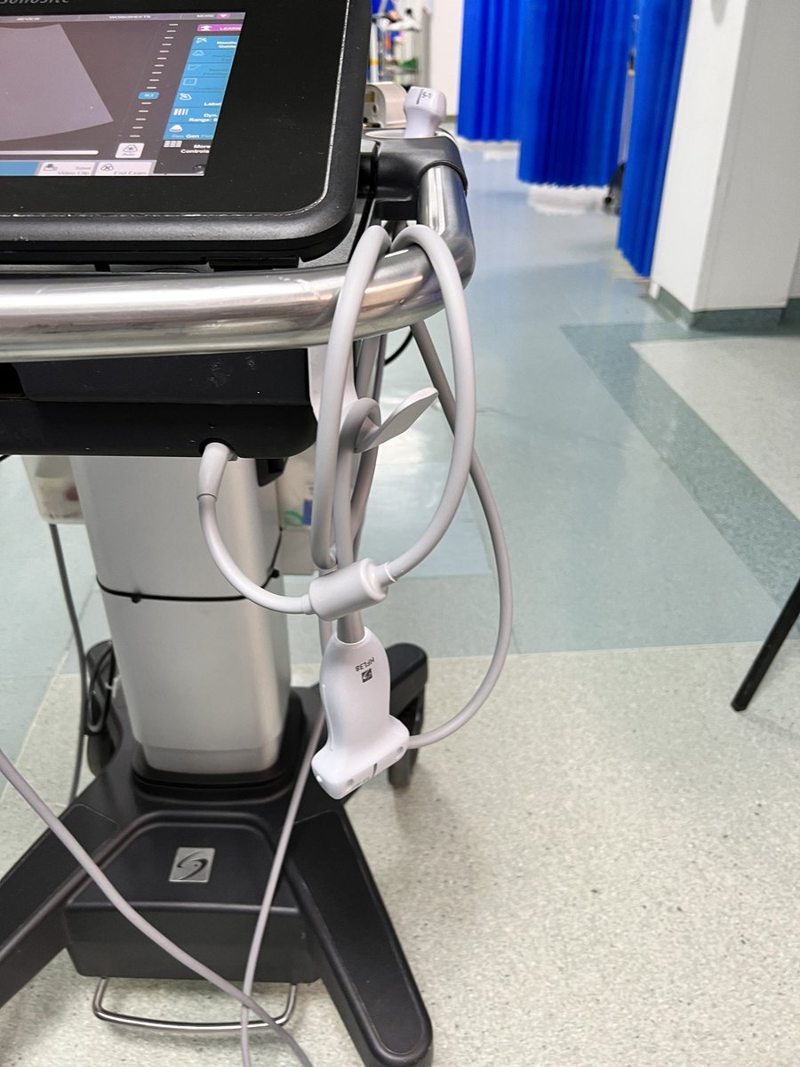 casualtysrus's tweet photo. These pics are from my department machines today 🤮🤮🥲🥲😞😞😩😩😫😫😭😭🤯🤯😰😰😵‍💫😵‍💫. #speechless #probecrime Consultants, middle grades &amp; juniors at NGH @SheffieldHosp , if you use our machines, please clean up after yourself. ED nurses, tell the culprits off for me. https://t.co/88Cp9J7bin