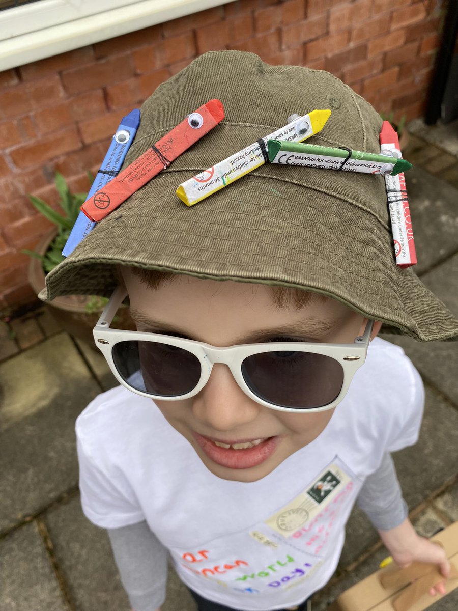 LinsandNic's tweet photo. @OliverJeffers World Book Day 2022 https://t.co/w8WAjETdu4