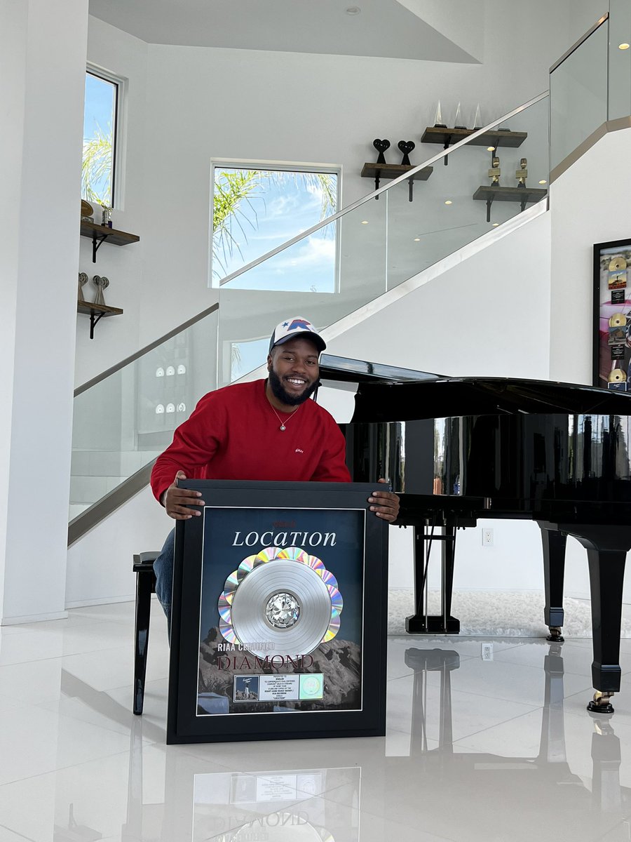 Location is the 75th song to go Diamond! 
Thank you guys for making this possible 😭