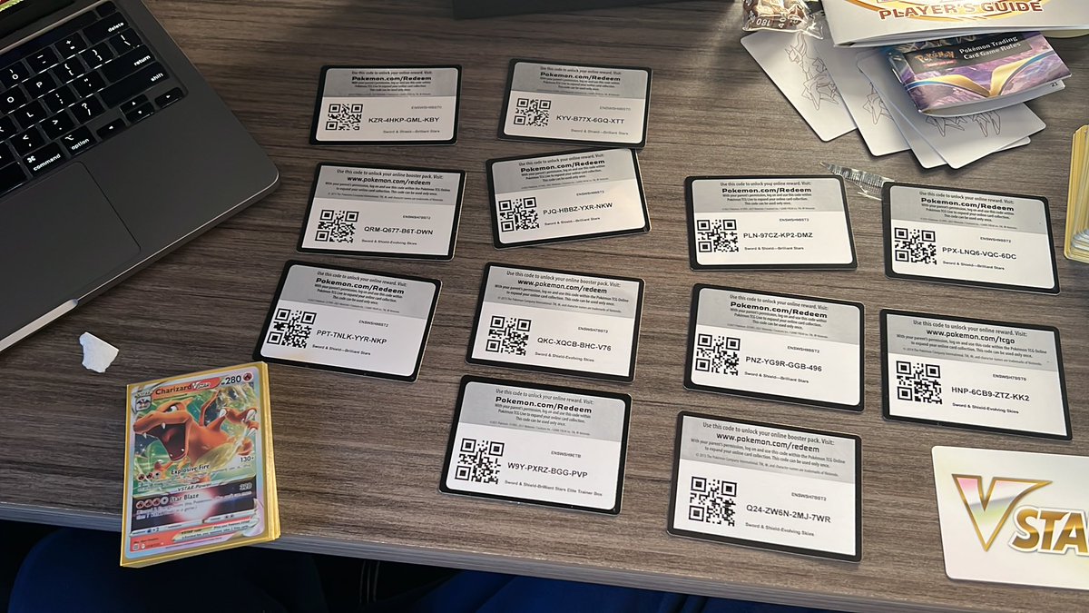 t42222's tweet image. If anyone wants, take it! #pokemoncodecard #tcg #PokemonLegendsArceus