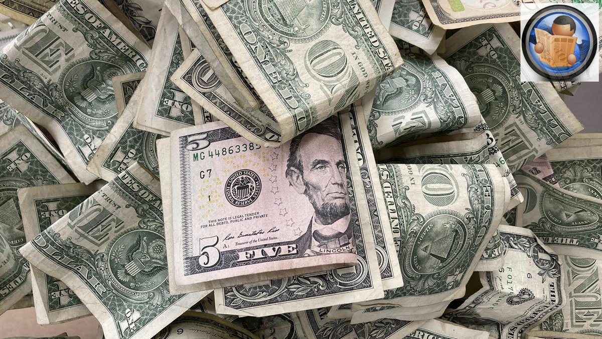 Поддон денег. Поддон денег. Млн рублей. До 3 млрд. Огромная пачка денег.