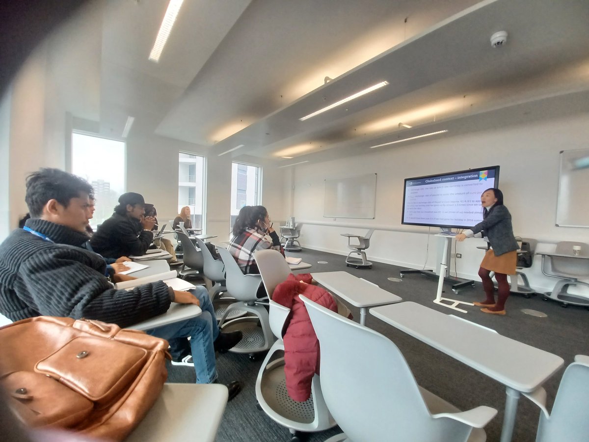 Thank you <a href="/EunGodwin/">Dr Eun Sun Godwin, PhD, SFHEA</a> for an excellent engaging guest speaker session with out Level 4 International Hospitality Management students - Your brought Economics to life with brilliant examples from industry and your big bright smile! We learnt so much from you today 🤗
<a href="/WlvBusiness/">University of Wolverhampton Business School</a>