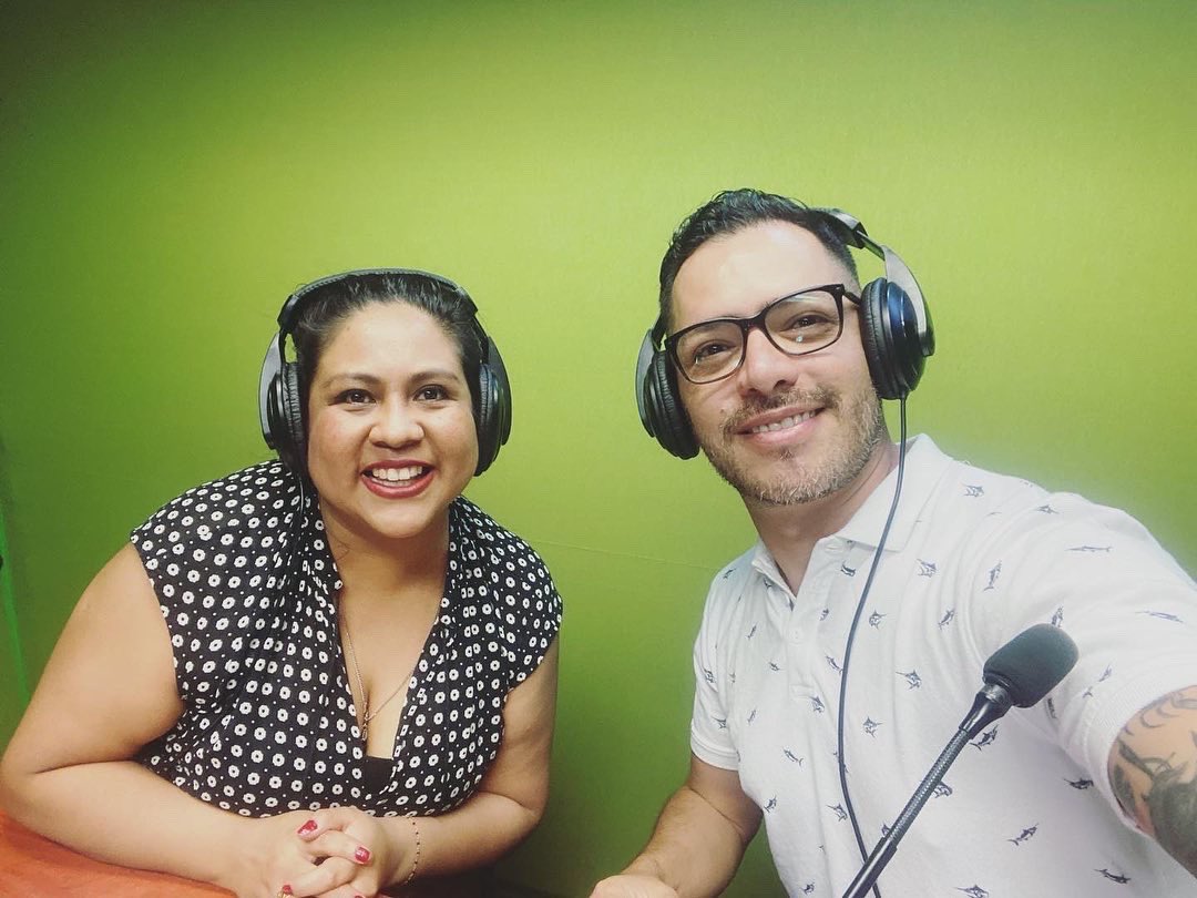 edgar_qb's tweet photo. No se pierdan esta noche en punto de las 10 pm #SinTabú, Nuestra invitada @psicoterapiasex Paola platicará con nosotres sobre erotismo, #zonaserogenas y #puntosdeplacer. #a través del 103.7 @IrradiaMorelos y las redes sociales de @ElTxoroMatutino
https://t.co/Bi9FIsaeGE https://t.co/PQsssBRvH1