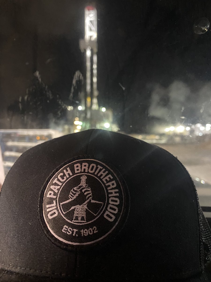 When I was 20, I applied for a “job” in the Alberta oilpatch. 12 years later, I’m apart of more than just a job. I belong to a brotherhood. Link In Bio For 10% Off  #oilandgas #bluecollarboys #Canada #oilpatch #Oilers #Brotherhood #work