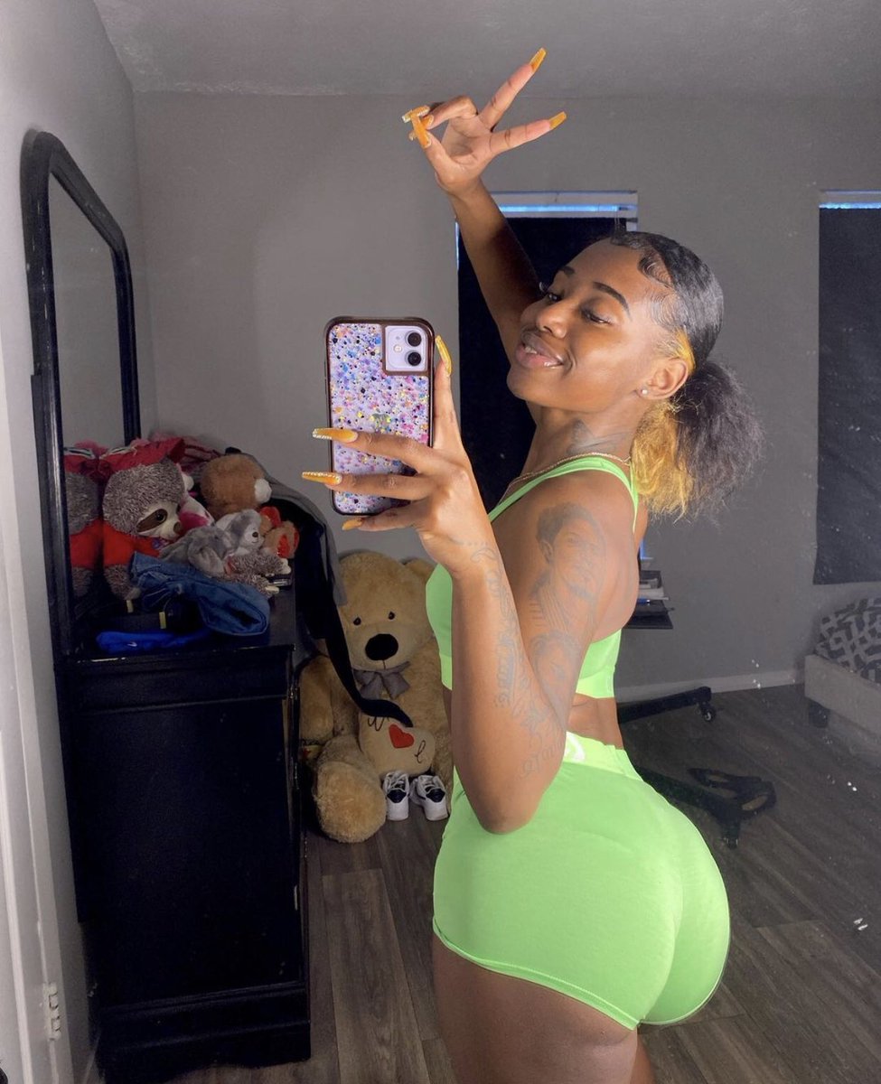 FinestYasmine's tweet photo. Spoil Me 🥰💦💋 #bbw #sellingnudes #secretseller #secretbuyer #pussy #cum #cashapp #onlyfans #paypigs #cumtribute #horny #buymynudes #sellingcontent #buyingcontent #nudes #cumslut #bdsm #feetfetish #findom #paypiggie #humanATM #LosAngeles https://t.co/x0e7lNXsNB