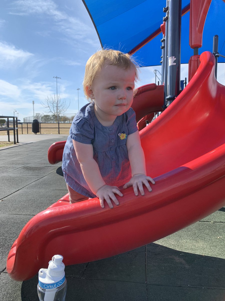brookieccookie_'s tweet photo. Park days are the best days https://t.co/5piiFGDzHQ