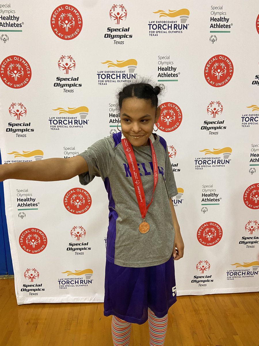 KellerSped's tweet photo. Keller Special Olympians showing off their hard work and hardware! @KellerISD @SOTexas @KHSIndianNation @FossilRidgeKISD @KellerCentralHS https://t.co/XSRIyPE92t