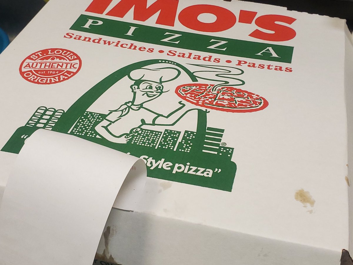 TheBrownDandy's tweet photo. Well @TheJimCornette you can finally say something good about Kansas City. We have an @imospizza https://t.co/xUmAJM0D3b