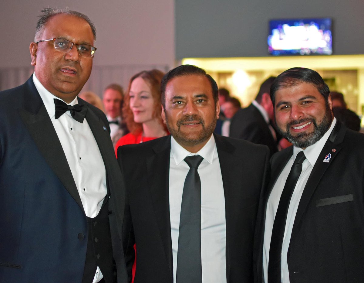 01Khattak's tweet photo. Honoured to stand with so many talented individuals and role models serving and bettering our region and communities #bysa_fa https://t.co/kK2BFIlsJE