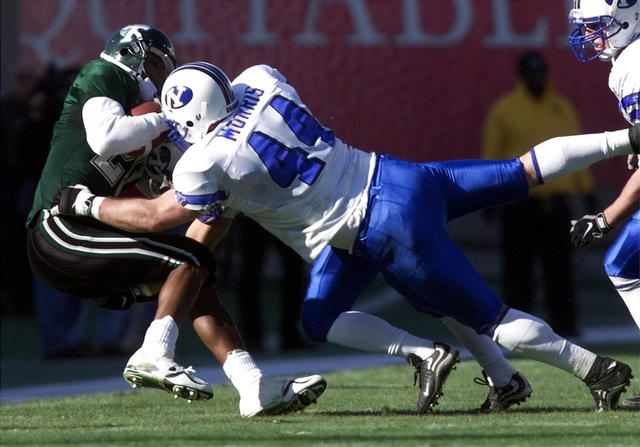 ByuPlayer's tweet image. Rob Morris, 97-99. 6'2" 250lbs LB Nampa ID

Rob "The Freight Train" Morris put up ridiculous numbers, registering 322 tackles in three years after his mission

The hulking linebacker went on to a successful 8 year NFL career with the Colts

#BYUFootball #FreightTrainHittingAYugo