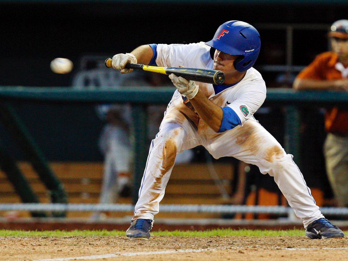 the batting average across D1 NCAA baseball on all bunts to 3rd is .533