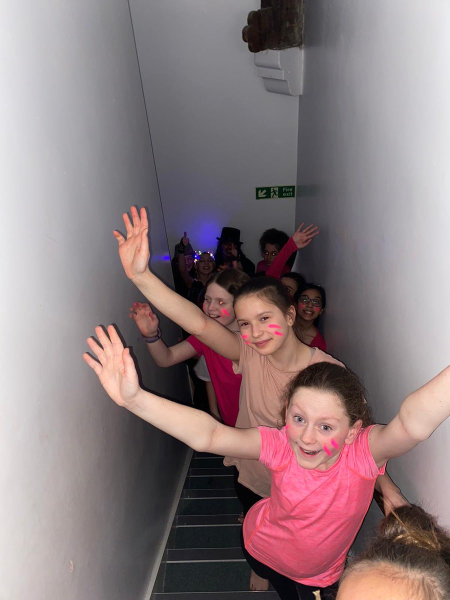 Well done for an amazing night 1 of the fashion show Austen! 💜@SHSHouses <a href="/SurbitonHigh/">Surbiton High School</a>