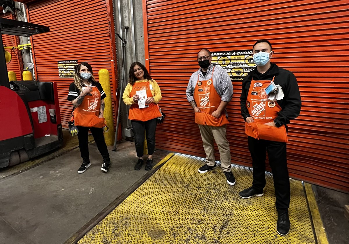 Fantastic job to Karla in D93 in reaching her Diamond Milestone.  9 years with the company.  Awesome job.