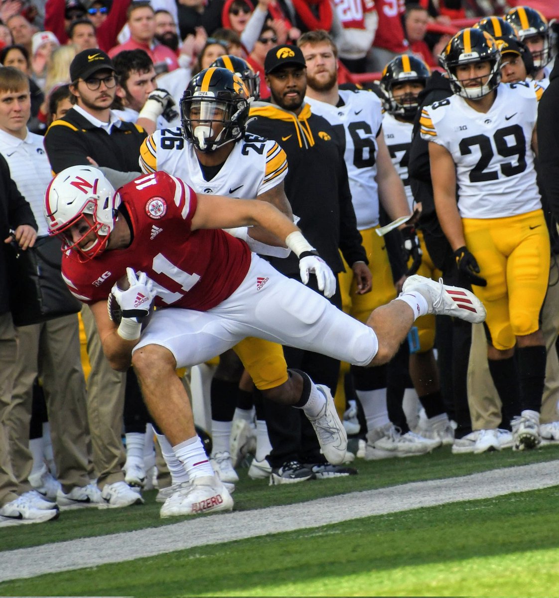 So on the same day, Baylor Scheierman was named the Summit League player of the year and Austin Allen worked out at the NFL combine. Not bad, Aurora. This is peak #FormerHuskyAlert
